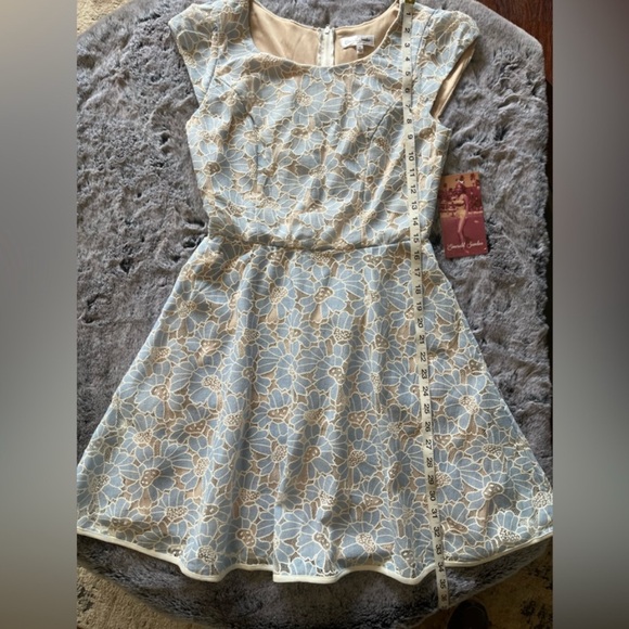 NWT Floral Soft Blue Lace Cap Sleeve Dress Mini Sz 7, Juniors, Women’s Small - Picture 9 of 15